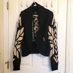 American Eagle Outfitters Sweater